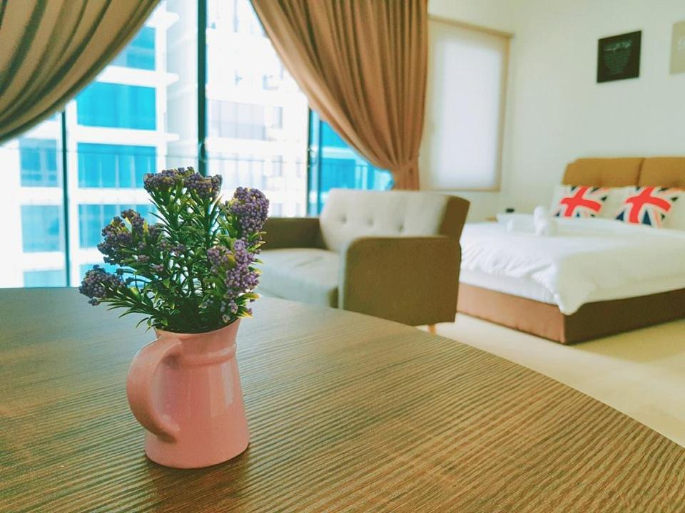 Apartamento Simplicity Cozy For 2 -Trefoil Setia Alam- Near Setia City Mall-Setia Convention Centre Shah Alam Exterior foto